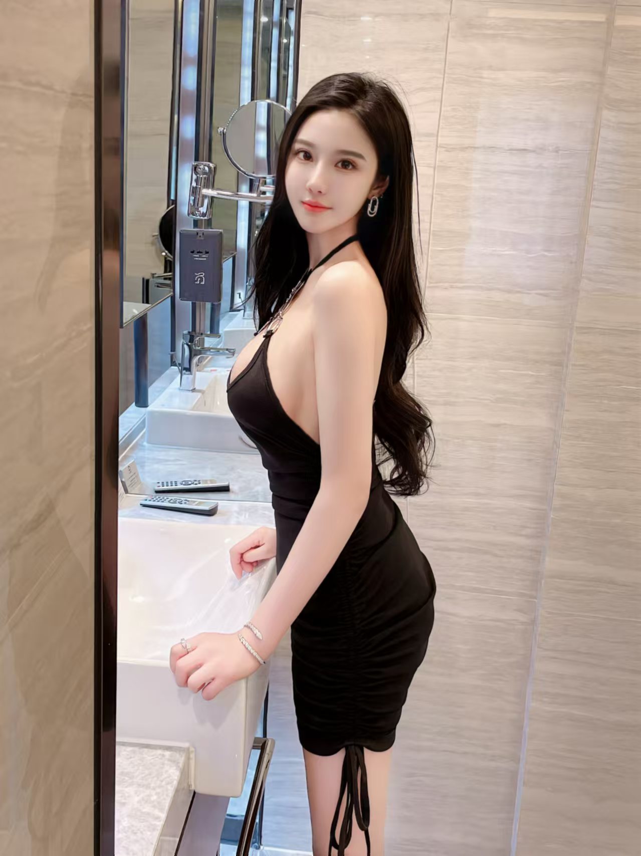 28afa5b913d545338f5a0ed856d0c1d6_73445.jpeg