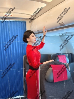 苏州   气质空乘 川航在飛  你我一起冲上云霄
