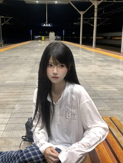 #小屁希💨  #硬3  灰灰  静安