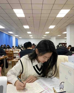 杭州  张艺兴🎒SC170D  #程